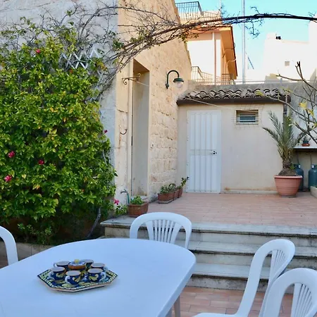 Apartment A Due Passi Dal Mare *